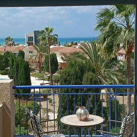 Modern Sea View Apartment Regina Gardens Paphos Exterior photo